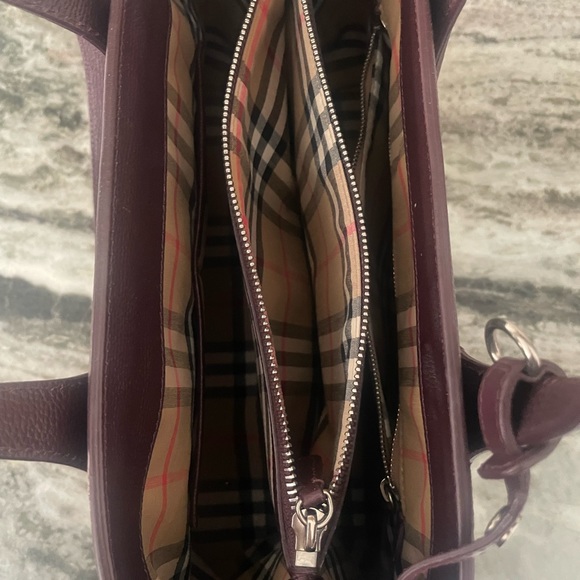 Burberry Medium Banner Purse Burgundy - Picture 3 of 5